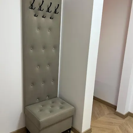 شقة 10 Metrow Od Zamku *