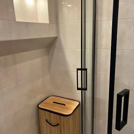10 Metrow Od Zamku Апартаменты Мальборк