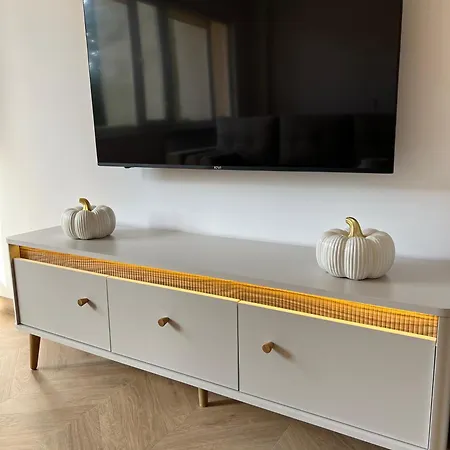 10 Metrow Od Zamku * مالبورك