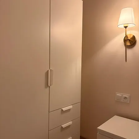 10 Metrow Od Zamku *
