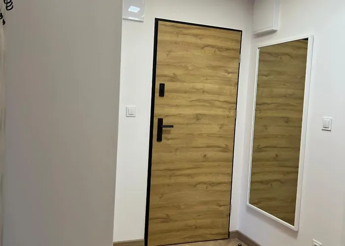 10 Metrow Od Zamku Lägenhet *