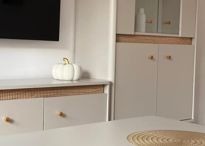 Lägenhet 10 Metrow Od Zamku